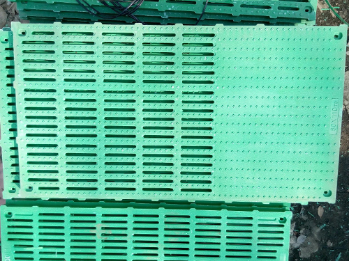 復合漏糞板